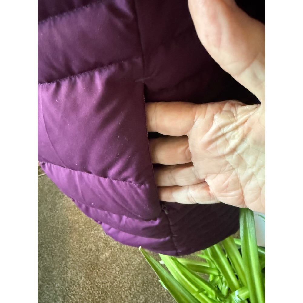 Alpine Design Puffer Parka Purple EUC Down Fill Faux Fur Hood Winter snow M - Picture 3 of 9